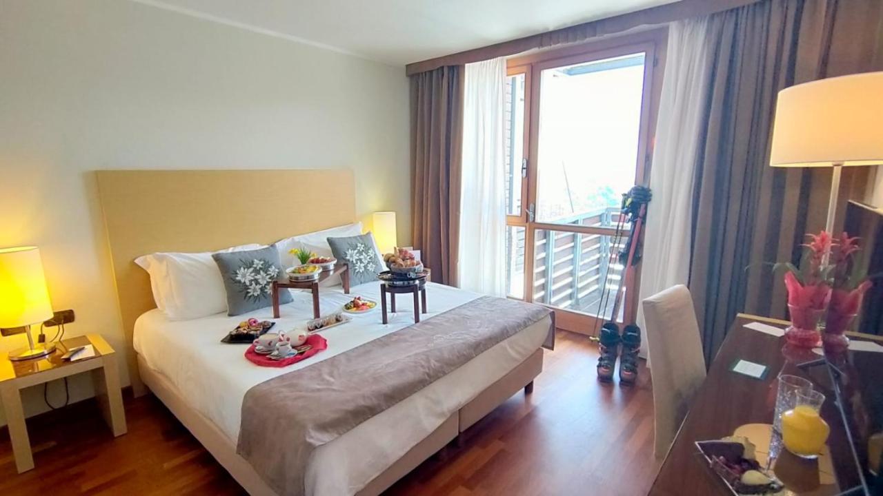 Savoia Mountain il Resort nel Bosco Bardonecchia Esterno foto