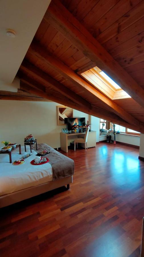 Savoia Mountain il Resort nel Bosco Bardonecchia Esterno foto