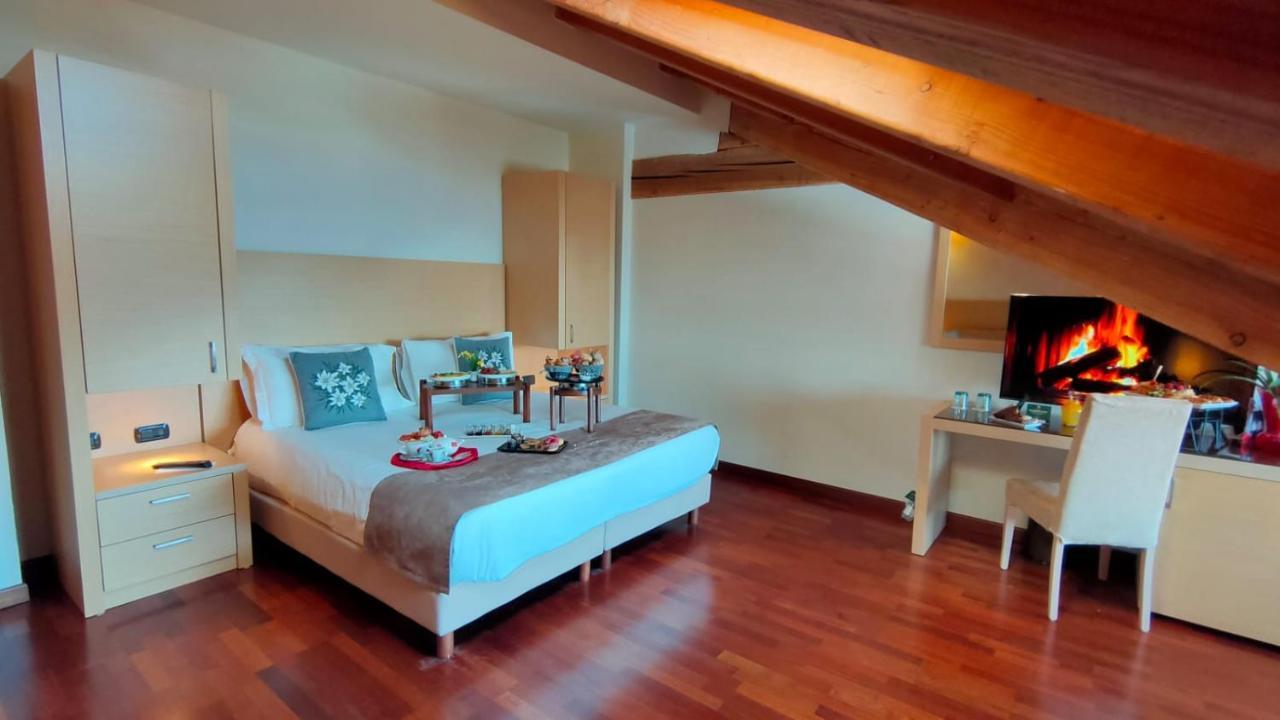 Savoia Mountain il Resort nel Bosco Bardonecchia Esterno foto